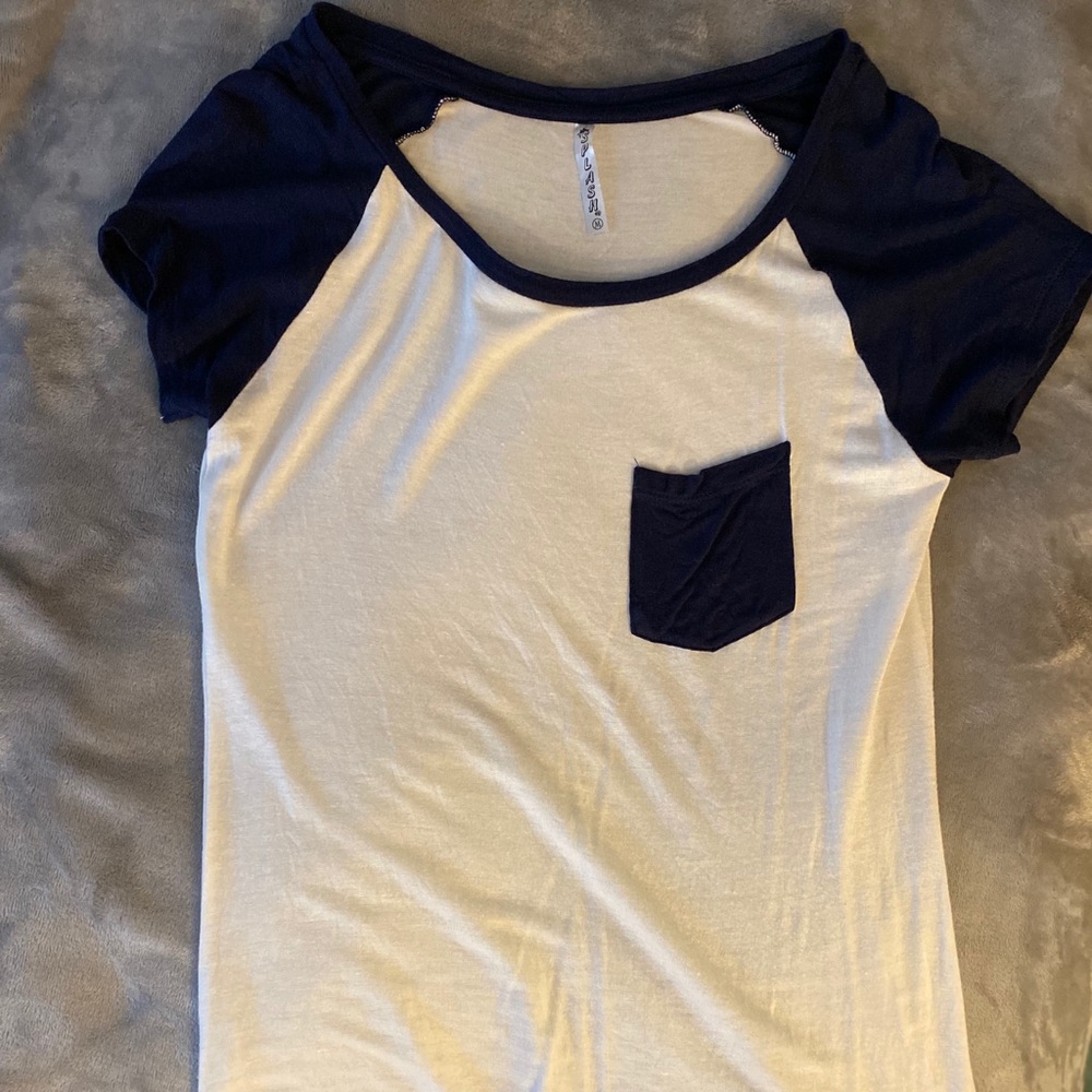 navy & white super soft pocket t-shirt